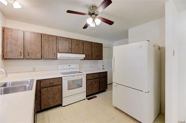 Building Photo - 10635 Aylesford Dr