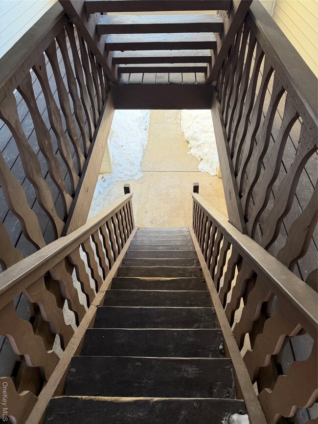 Building Photo - 17 Village Park Dr