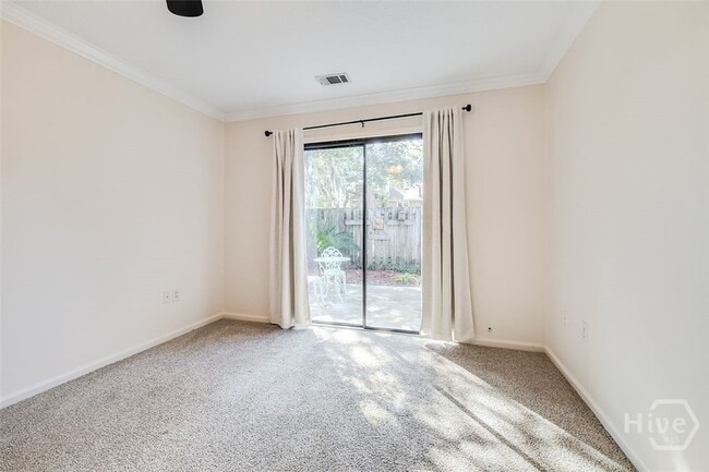 Building Photo - 10 Scuppers Ct