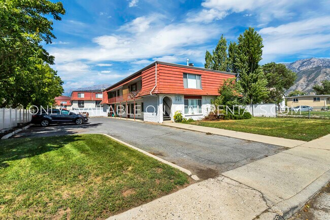 Building Photo - 767 E 1400 S