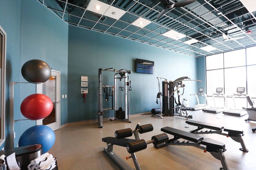 Residences at The Streets of St. Charles 1650 Beale St Saint Charles