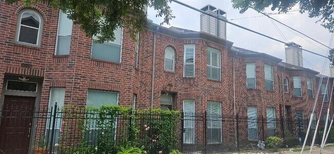 Building Photo - 1507 Oneil St