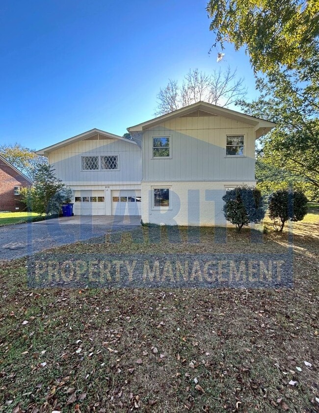 Building Photo - ***Coming soon!!***