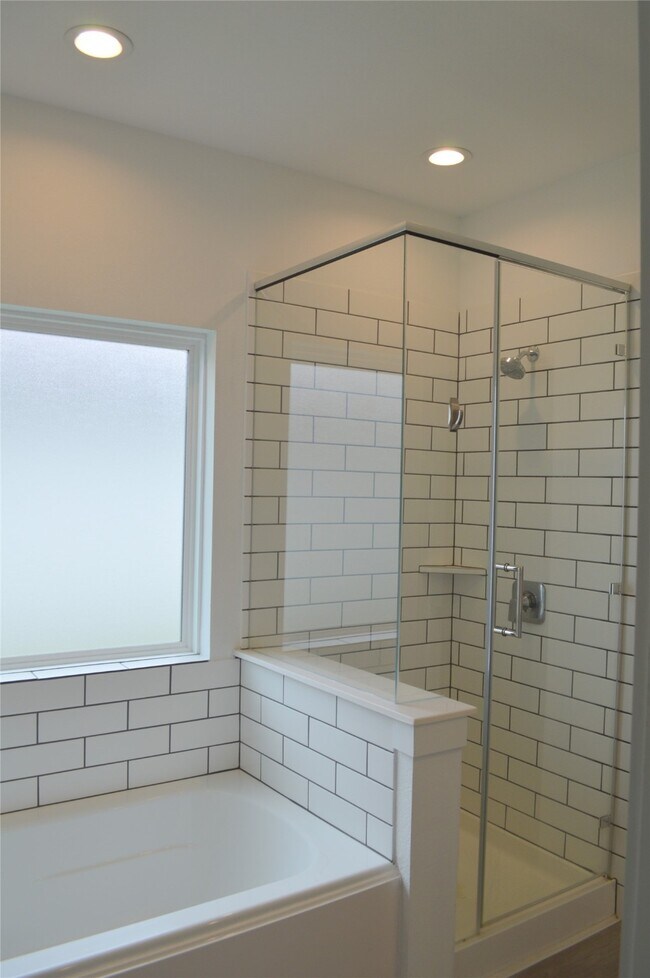 Building Photo - 10313 Cascade Range Ln