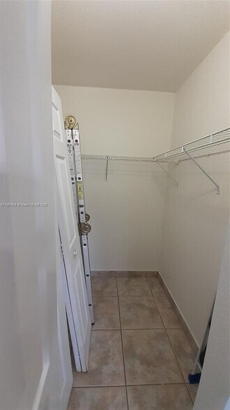 Building Photo - 7640 NW 182nd Ter