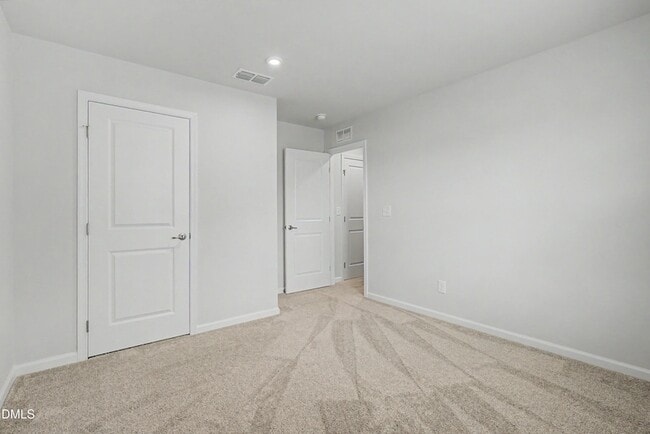 Building Photo - 1621 Crimson Leaf Ln