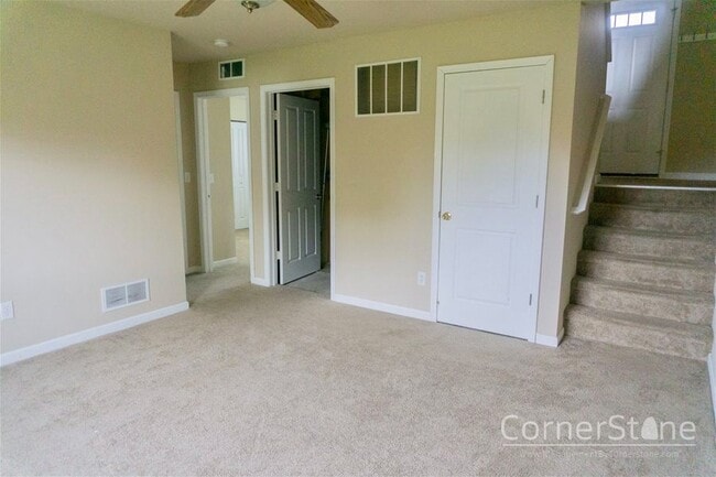 Building Photo - 9720 Platinum Pointe Dr