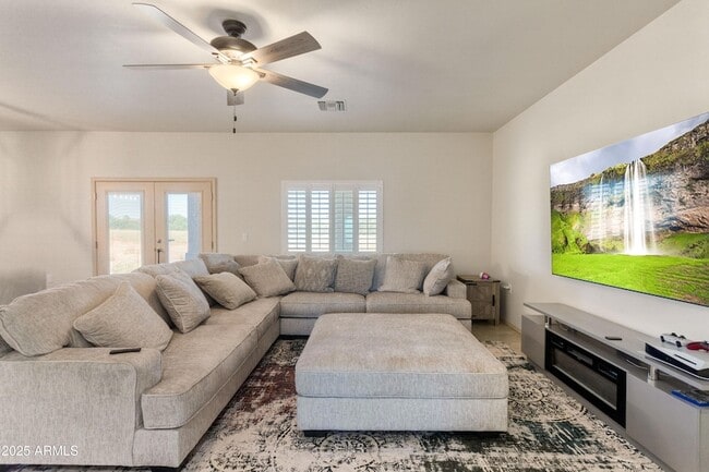 Building Photo - 8373 E Sunwing Ridge Dr