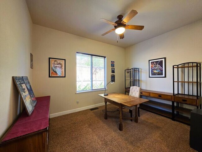 Building Photo - First Month Free – Executive Somersett Hom...