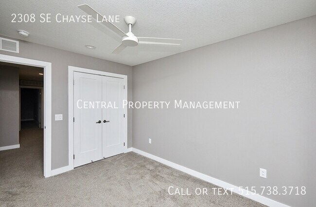 Building Photo - 2308 SE Chayse Ln