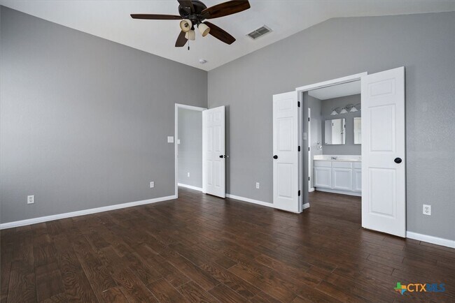 Building Photo - 403 Thunderstorm Ave
