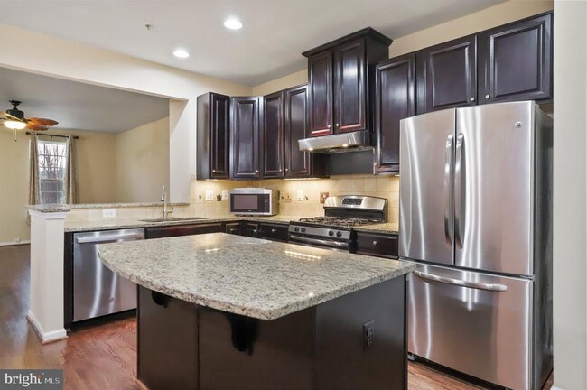 Building Photo - 8613 Enoch Pratt Dr