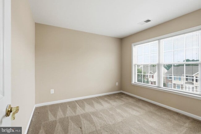 Building Photo - 4677 Red Admiral Way