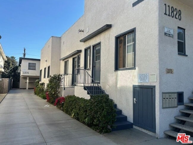 Building Photo - 11826 Venice Blvd.