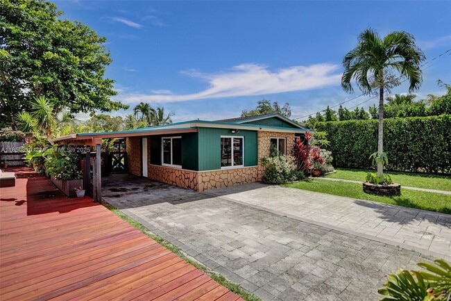 Building Photo - 7245 S Waterway Dr