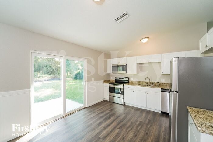 Building Photo - 6835 Hornbuckle Blvd