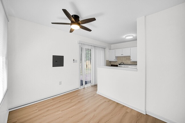 Building Photo - 3 Bedroom 1 Bathroom House for Rent!