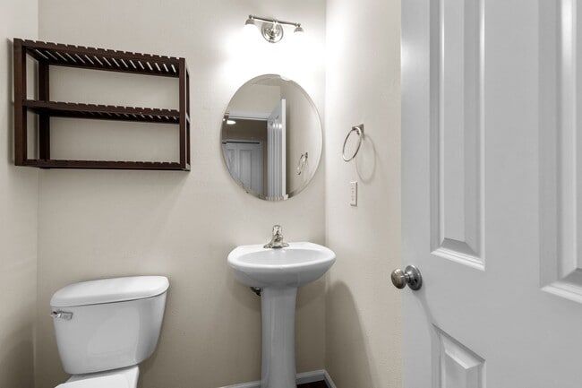 Building Photo - 4Bd Lake Stevens House