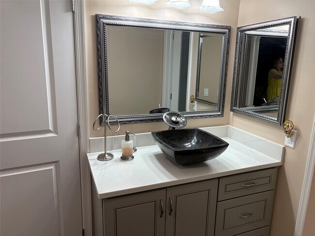 Building Photo - 1401 S Ocean Blvd