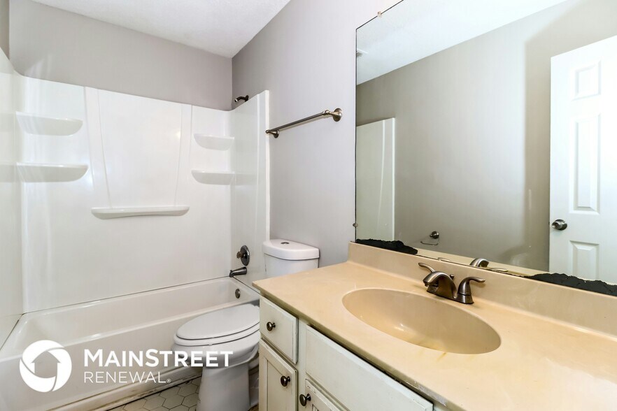 Building Photo - 4462 Garrison Ave