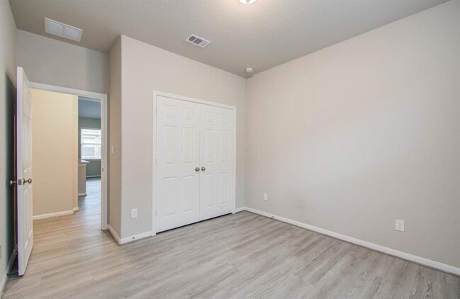 Building Photo - 4603 Bay Vista Dr
