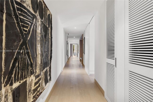 Building Photo - 8955 Collins Ave