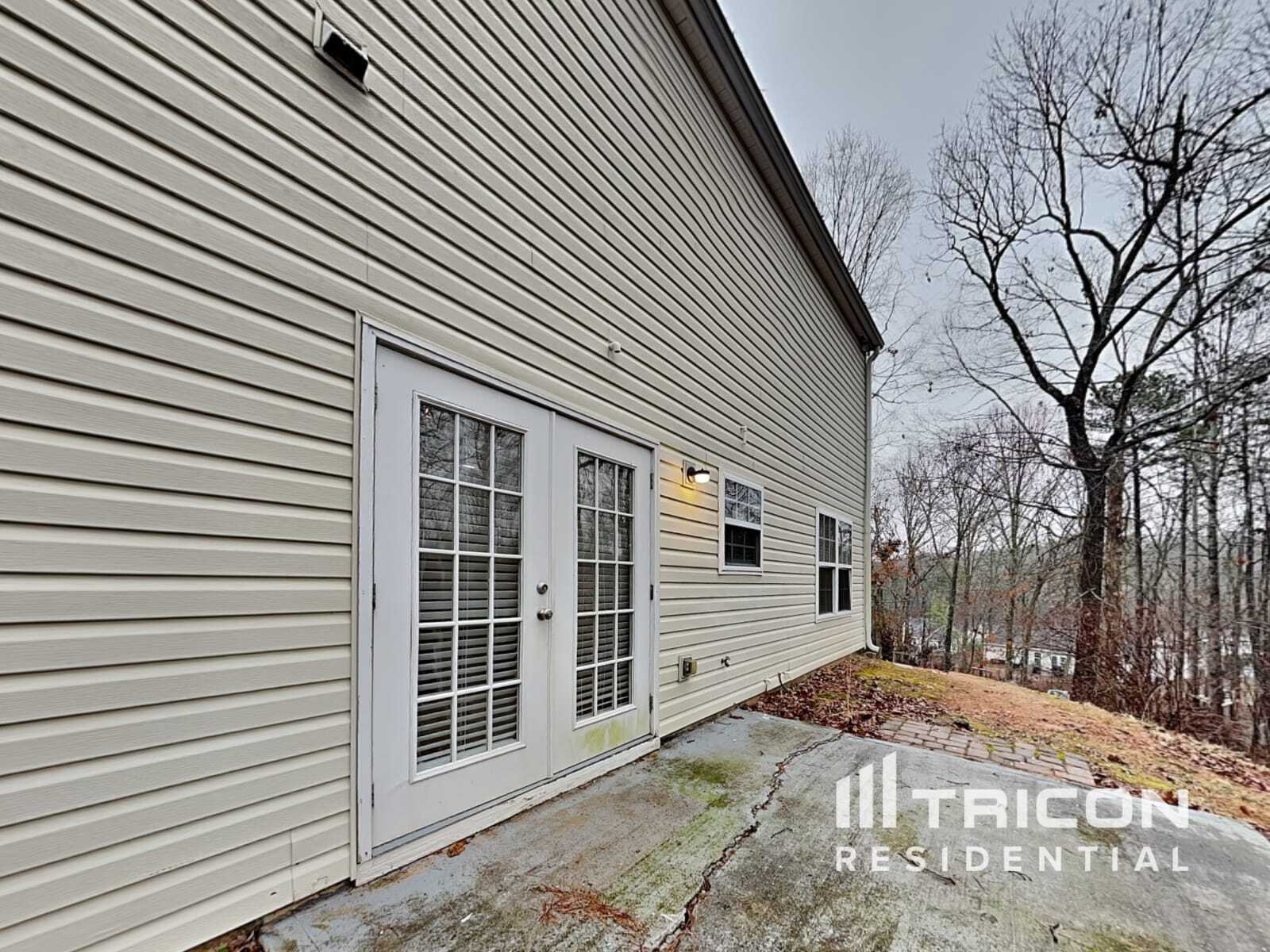 Building Photo - 8665 River Rock Ct