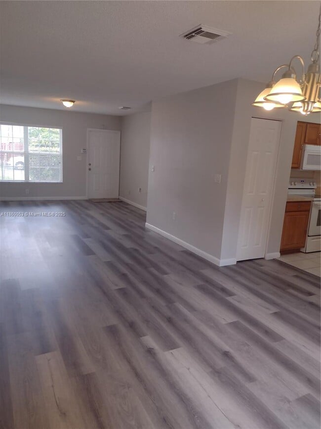 Building Photo - 2311 SW 83rd Ave