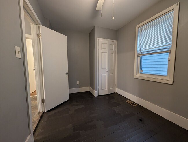 Building Photo - 1955 W 58th-Lower