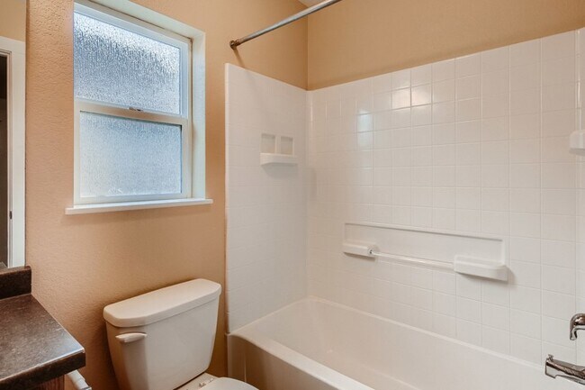 Building Photo - 3830 Blackwood Ln