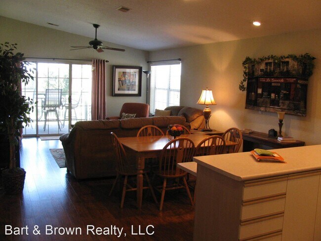 Building Photo - 110 W Rockford Dr