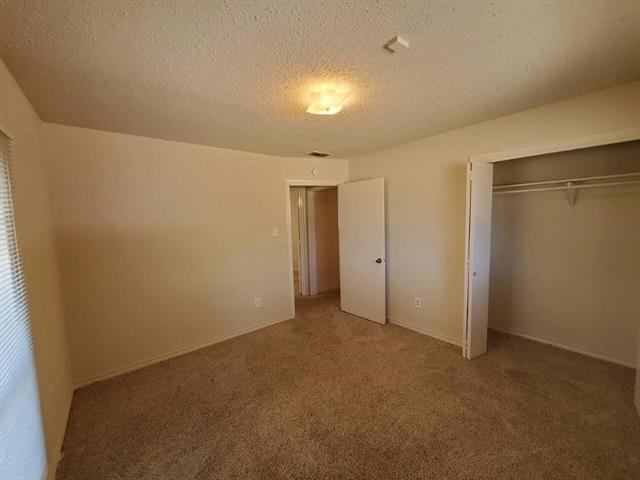Building Photo - 541 Sharp Dr