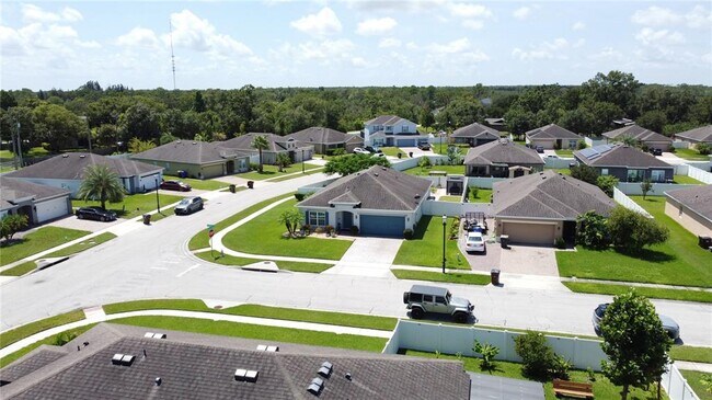 Building Photo - 3729 Brambly Ave
