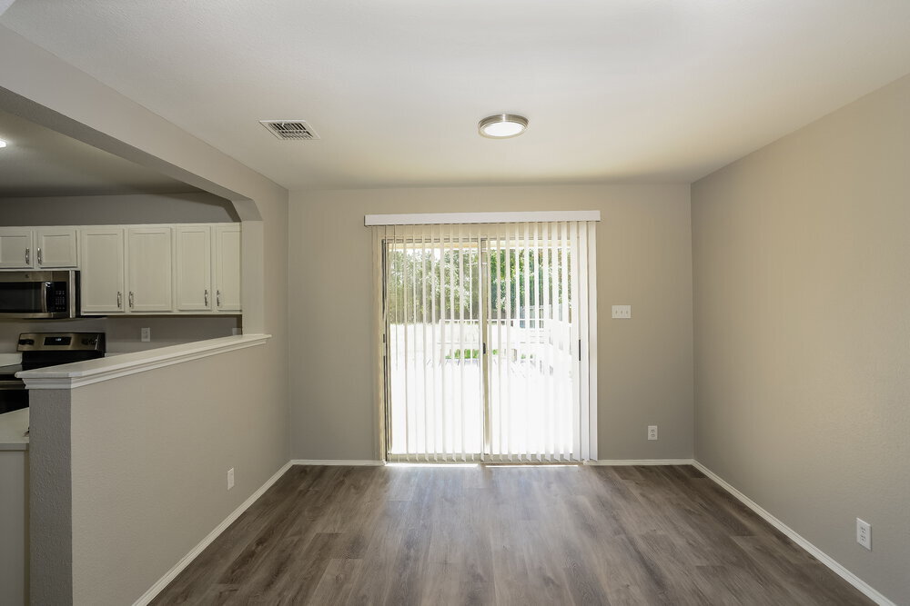 Building Photo - 25322 Longbranch Run