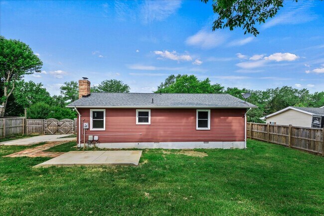 Building Photo - CLOSE TO I-95 & QUANTICO!