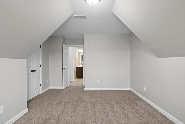 Building Photo - 202 Breakwater Dr