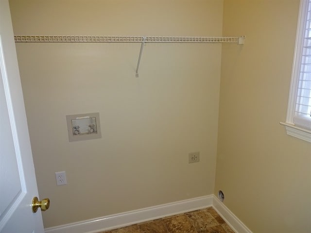 Building Photo - 1500 Holly Manor Dr