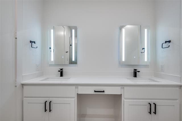 Building Photo - 4808 San Jacinto St