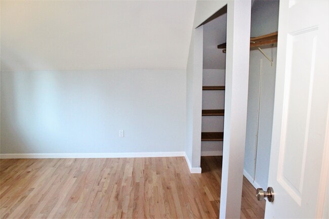 Building Photo - 321 Keach Ct