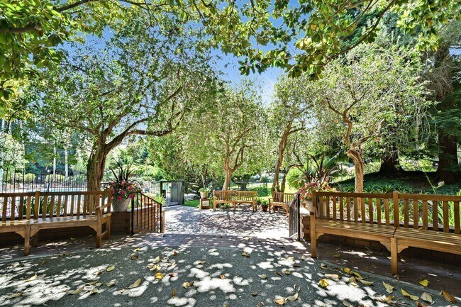 Building Photo - 6227 Shelter Creek Ln