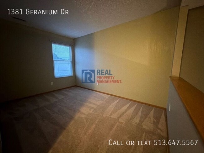 Building Photo - 1381 Geranium Dr