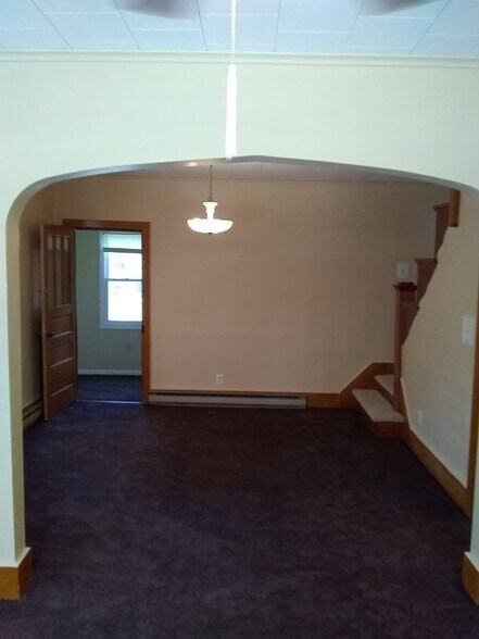 Building Photo - 1227 Pulaski Ave