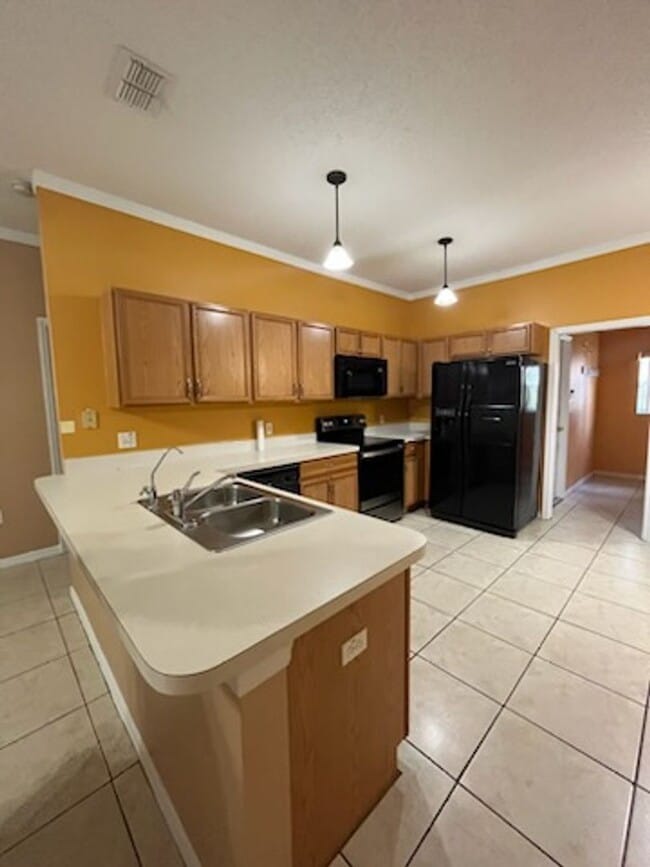 Building Photo - Kissimmee Home