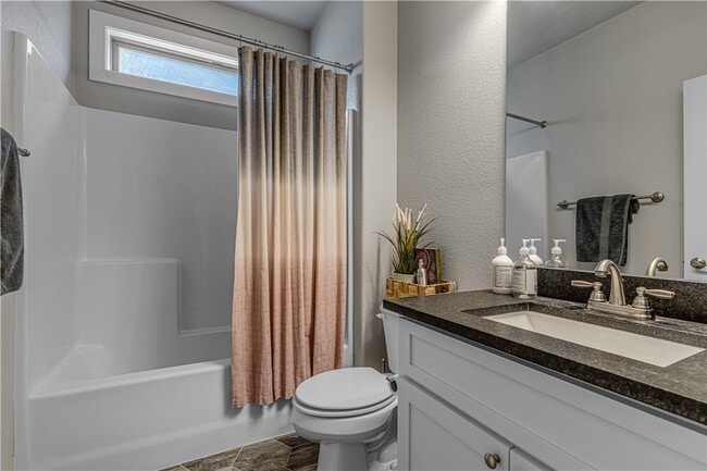 Building Photo - 2630 E Bayside Xing