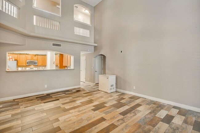 Building Photo - 12709 Tierra Lily Ct