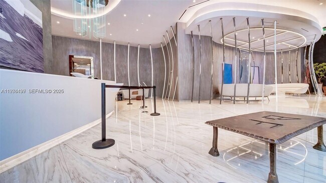 Building Photo - 1000 Brickell Plaza