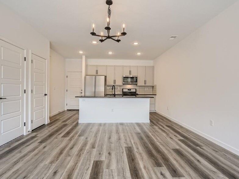 High end kitchen appliances - 6361 Nelson Way