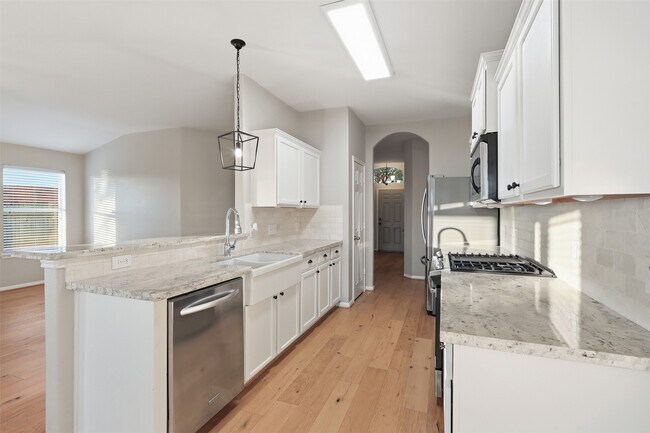 Building Photo - 6006 Wilcox Point Dr