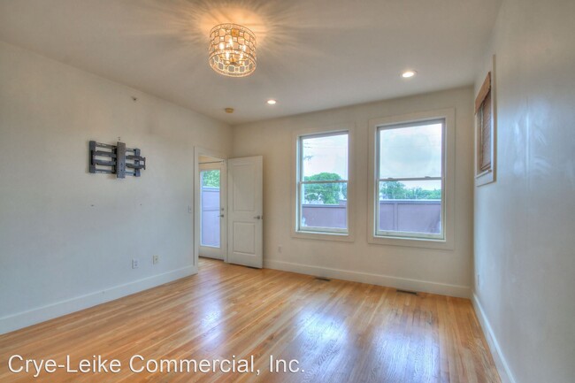 Building Photo - 2 br, 2 bath House - 1205 Paris Ave #204