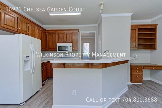 Building Photo - 10921 Chelsea Garden Ct